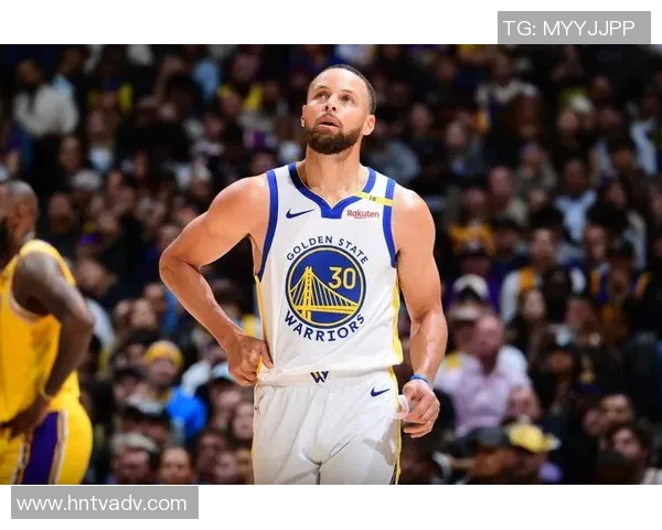 勇士力克湖人，库里砍下40分展现超凡实力